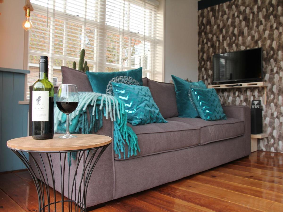 Lovely Holiday Home In Hindeloopen Bagian luar foto